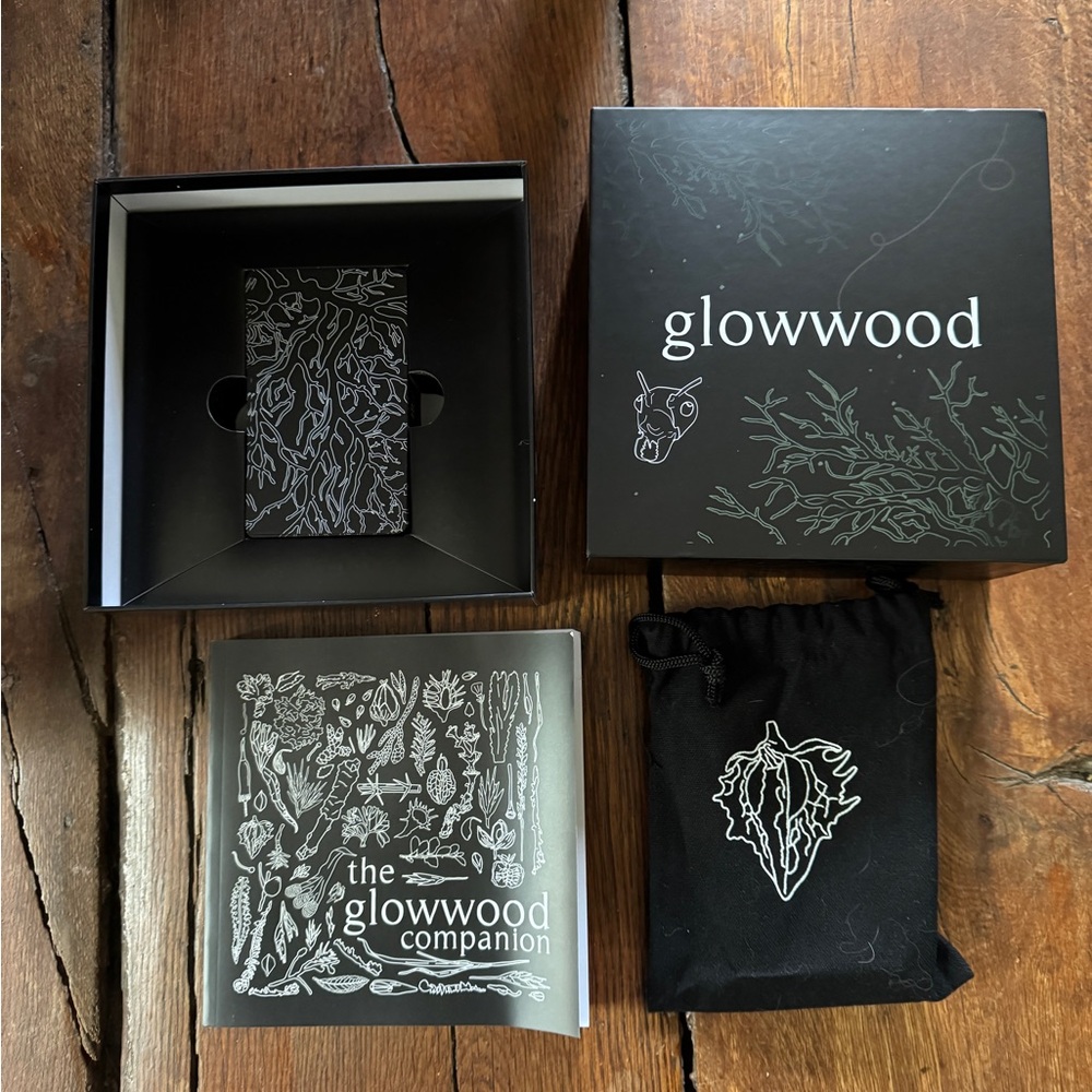 Glowwood Oracle Set Complete- Like New - Picture 2 of 7